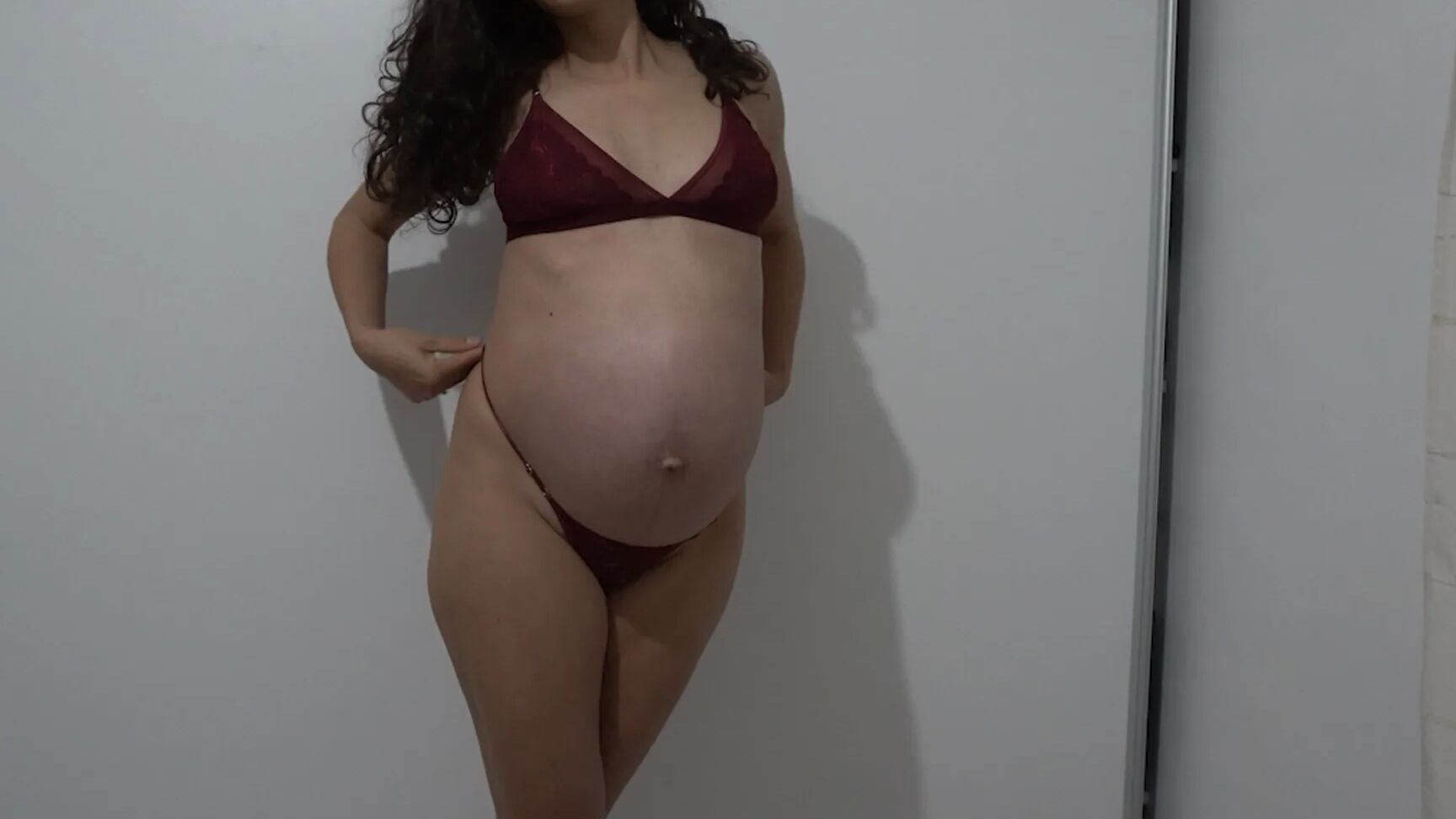 MILF Pregnant Hot Wife