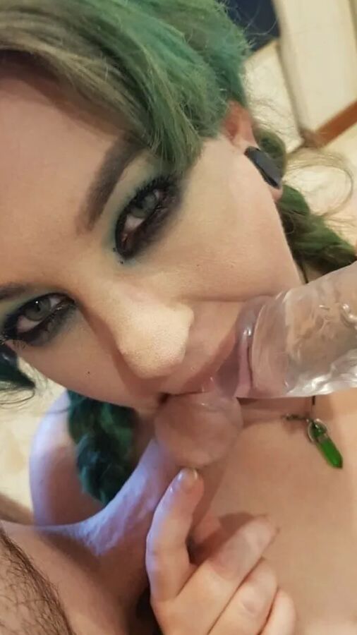 Chubby MILF Amy Leaf- Cock and dildo