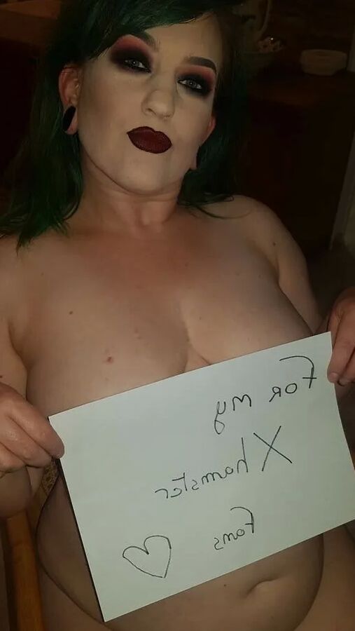 Chubby MILF Amy Leaf- For my fans
