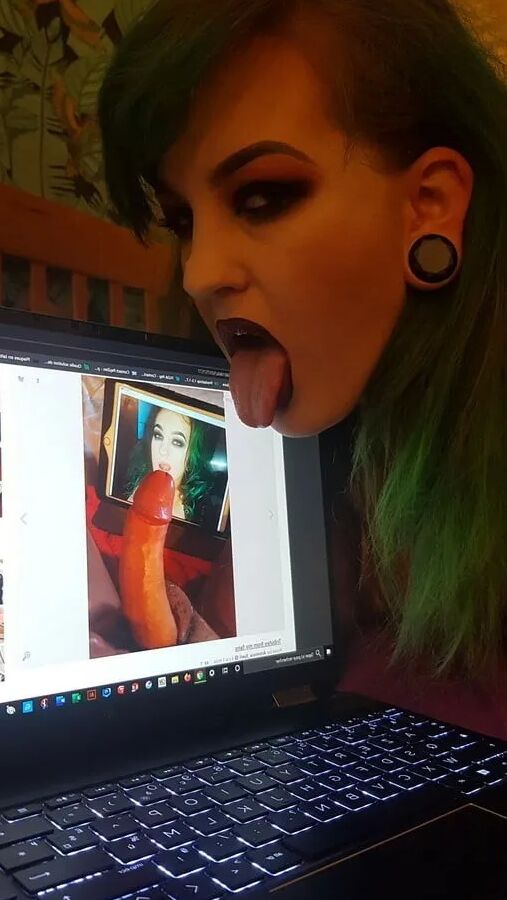 Chubby MILF Amy Leaf- For my fans