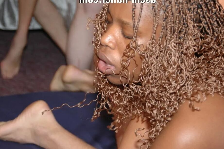 Gangbang with black housewife Coco and 21 guys - 1