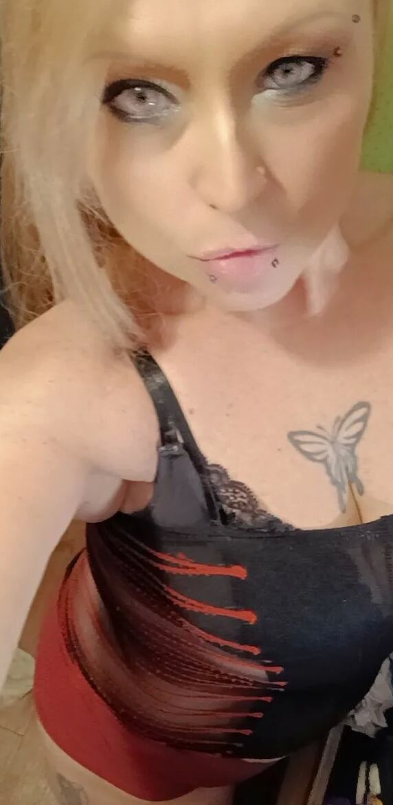 Meeee