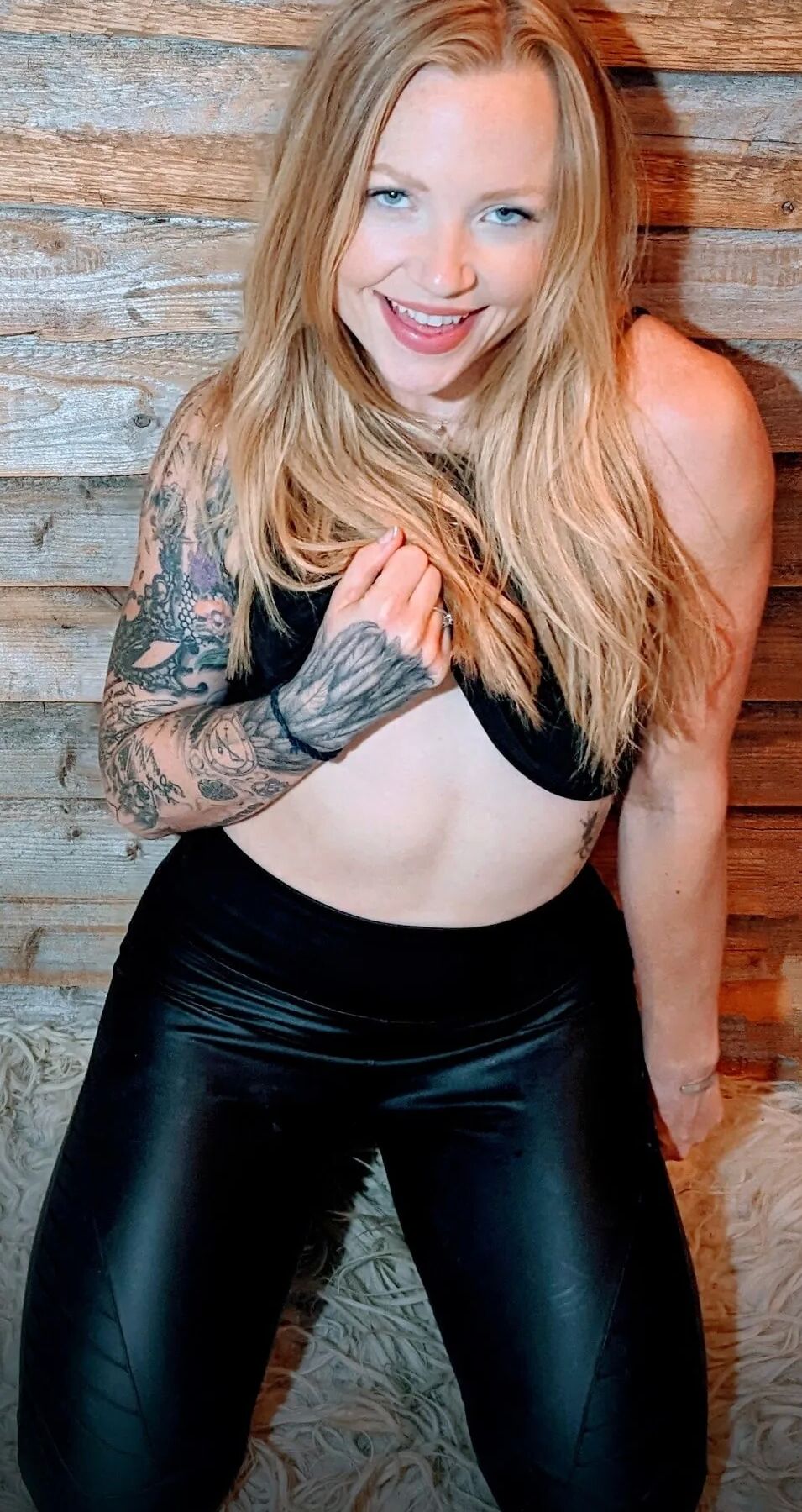RebeccaFox Free Photos