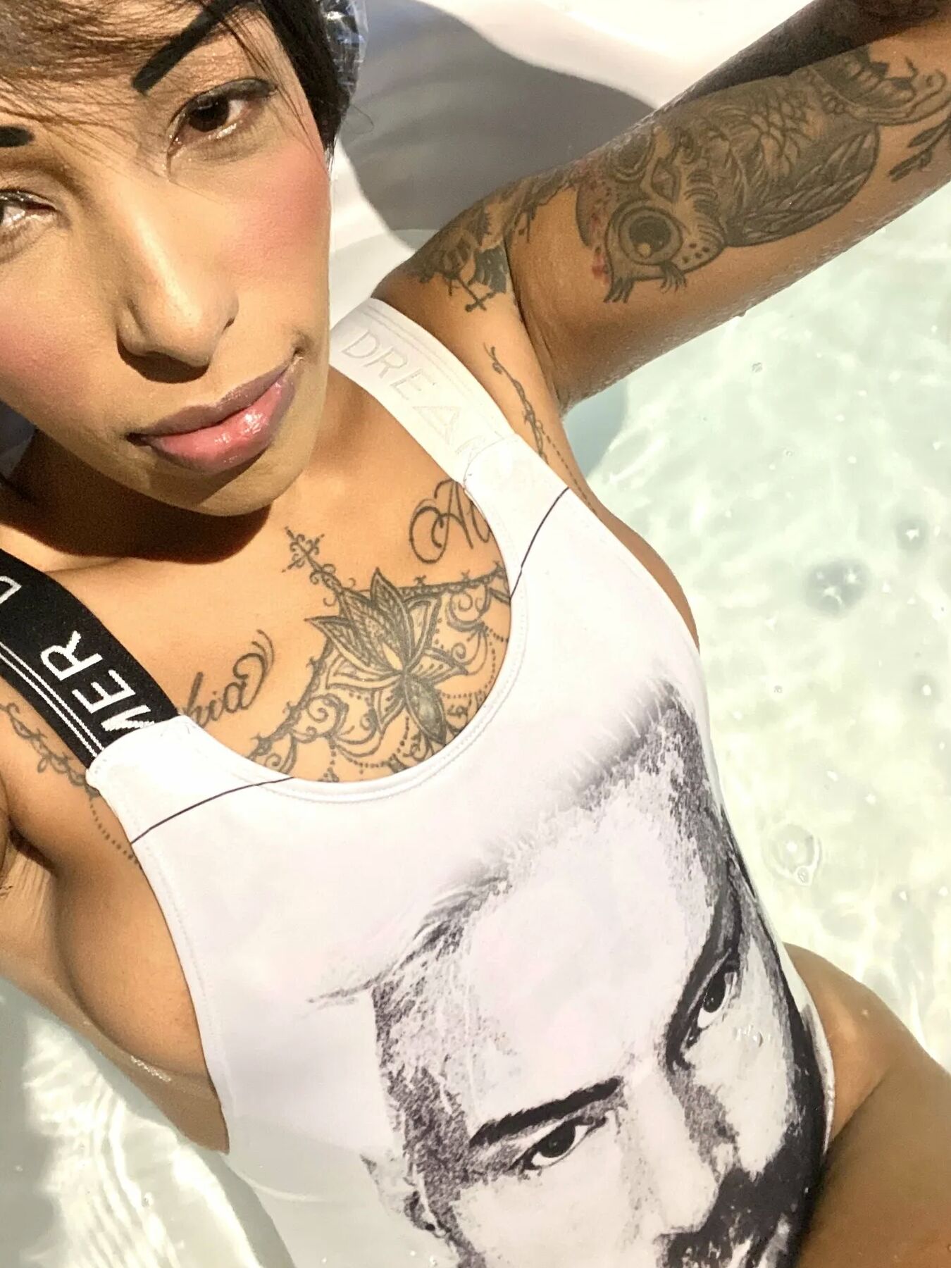 Karlota forever horny and dirty Free Photos