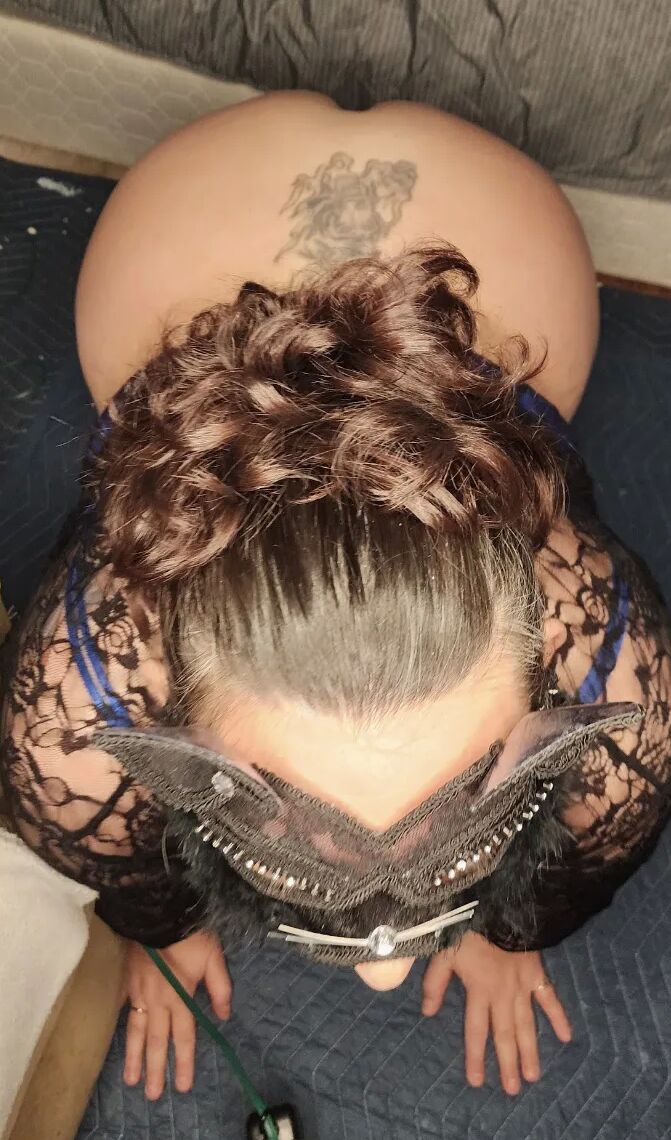 Miss69Peach big booty bitch