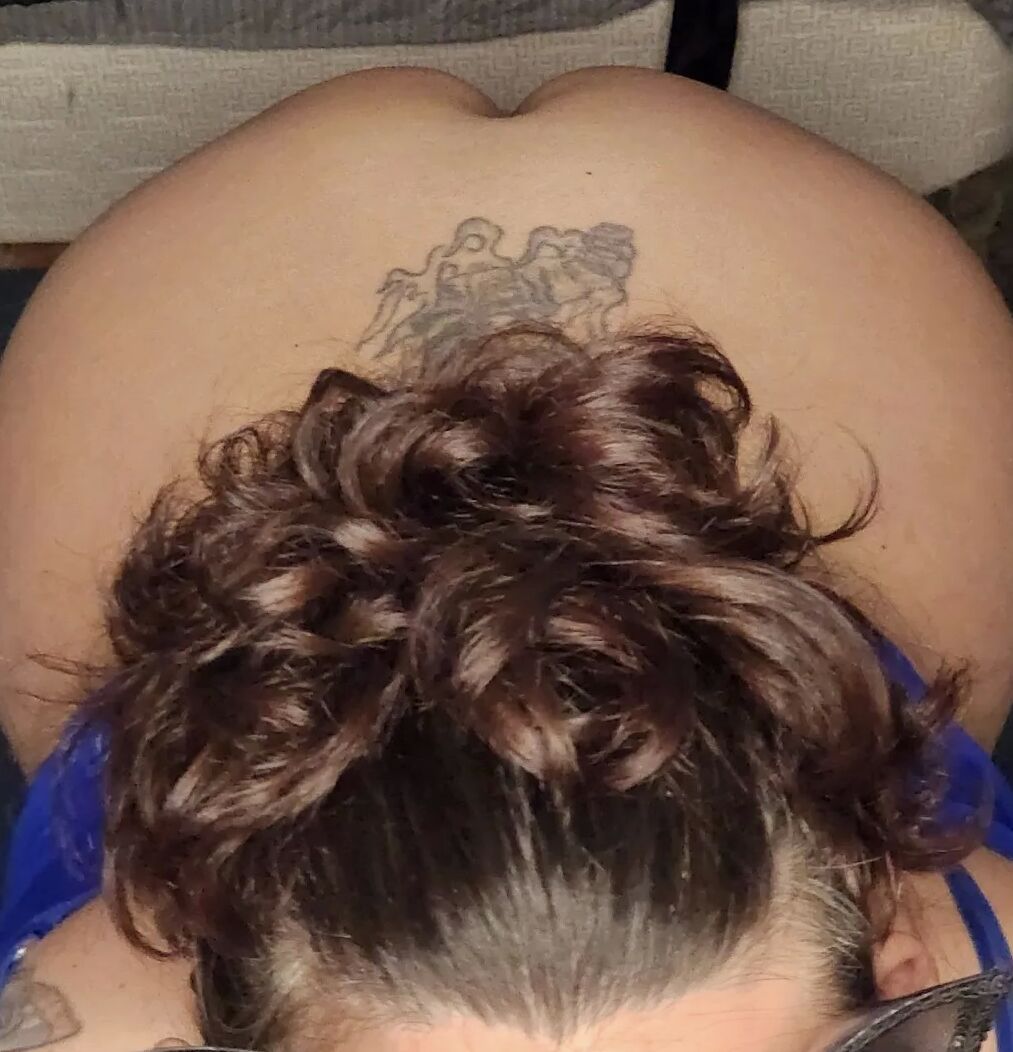 Miss69Peach big booty bitch