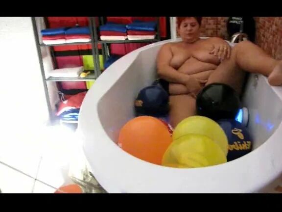 Naked balloon bad ...