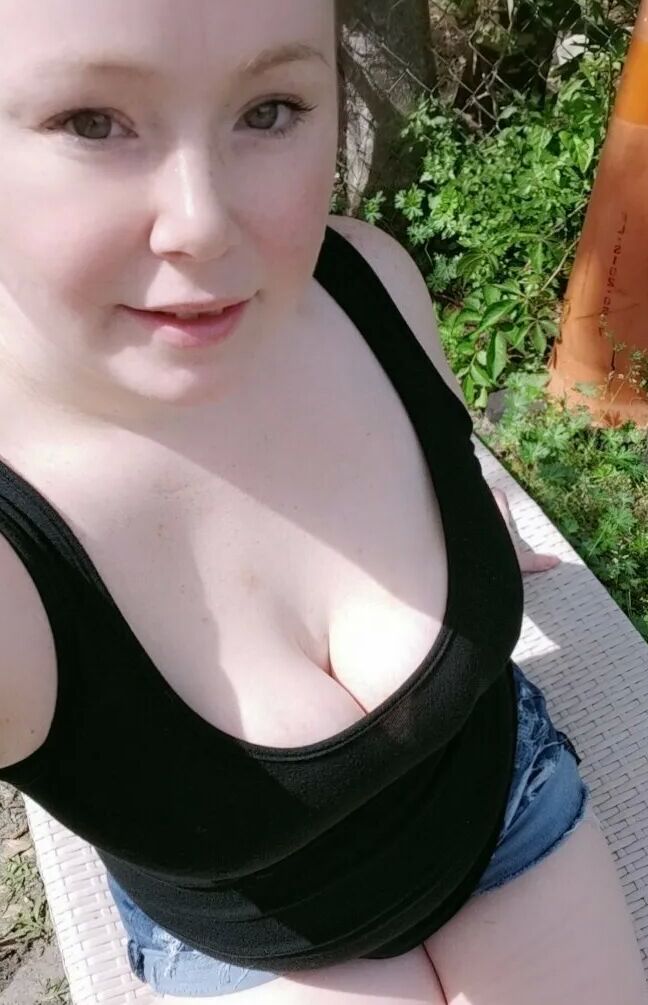 SuperWetRed Free Photos