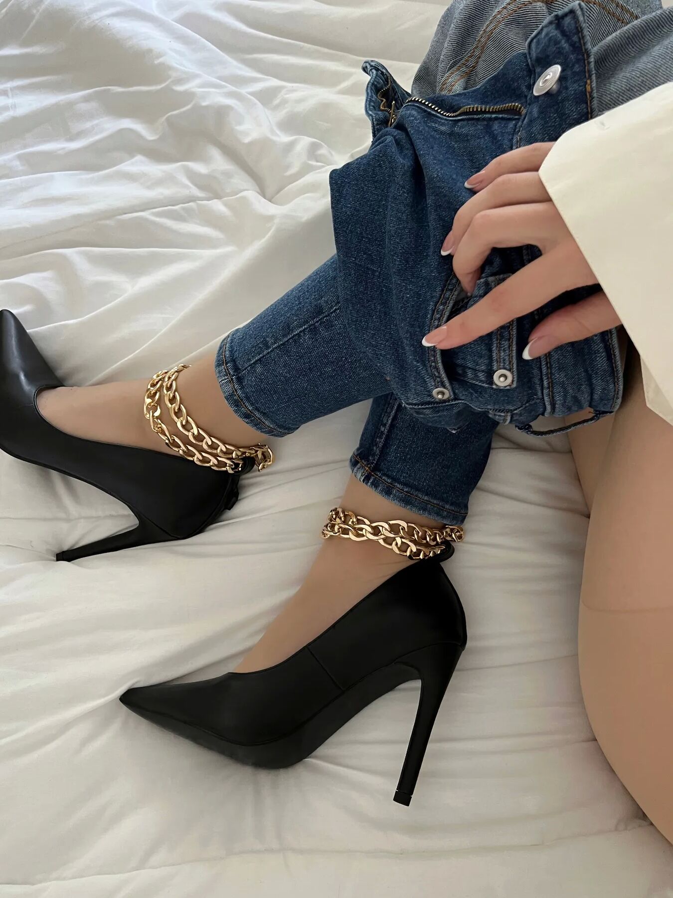 Stepsister in high heels and sexy lingerie