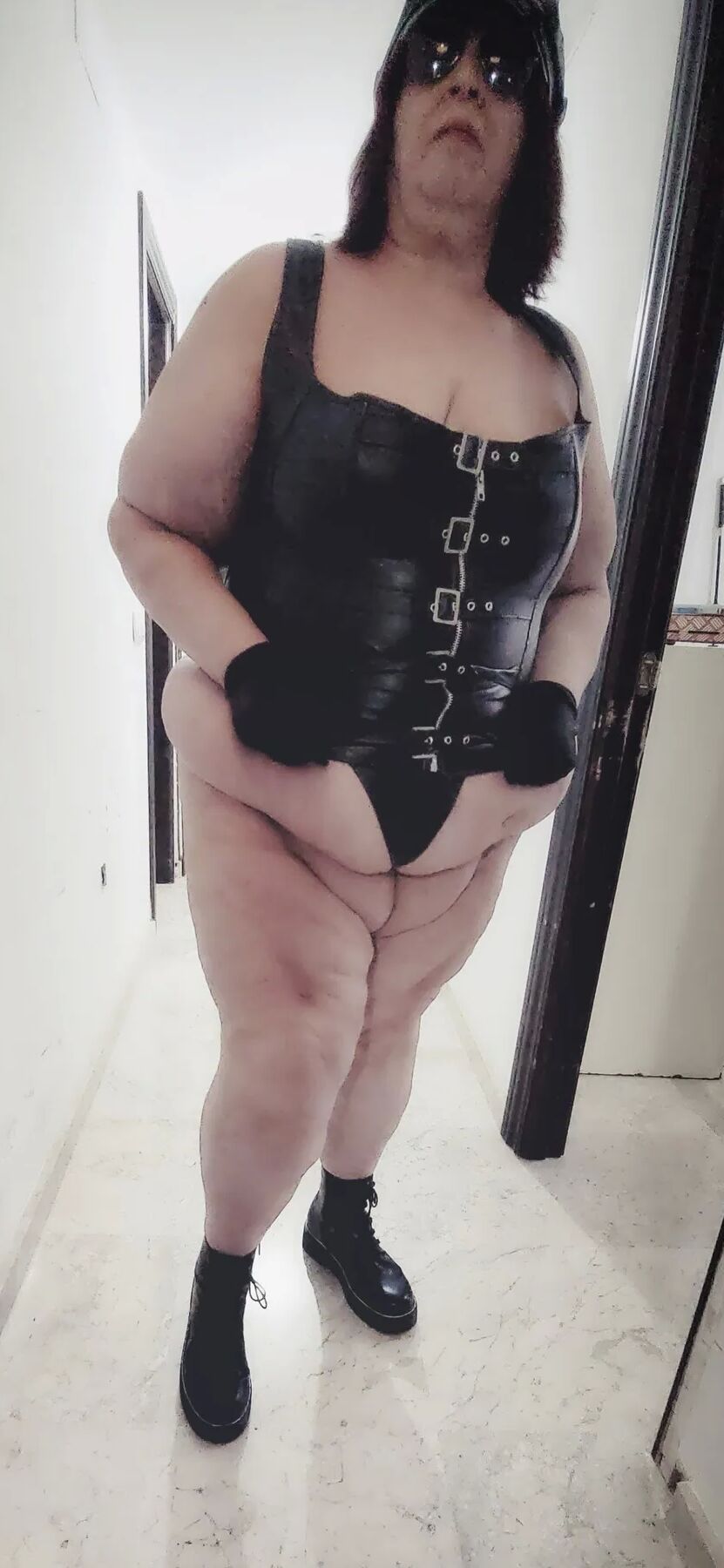 PalmiraHordi leather corset