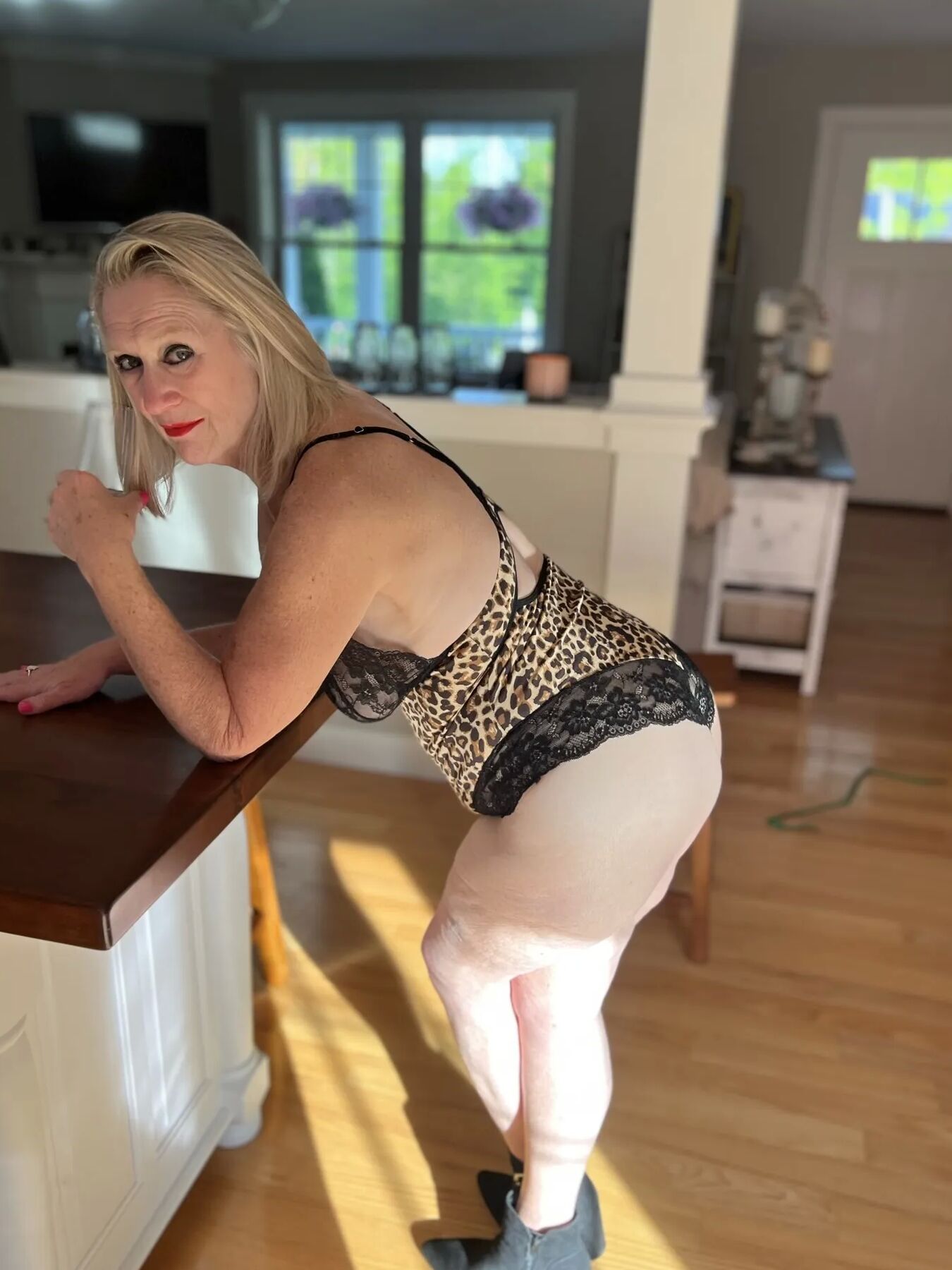 66 YEAR OLD PORN STAR DANIELLE DUBONNET( leopard print)