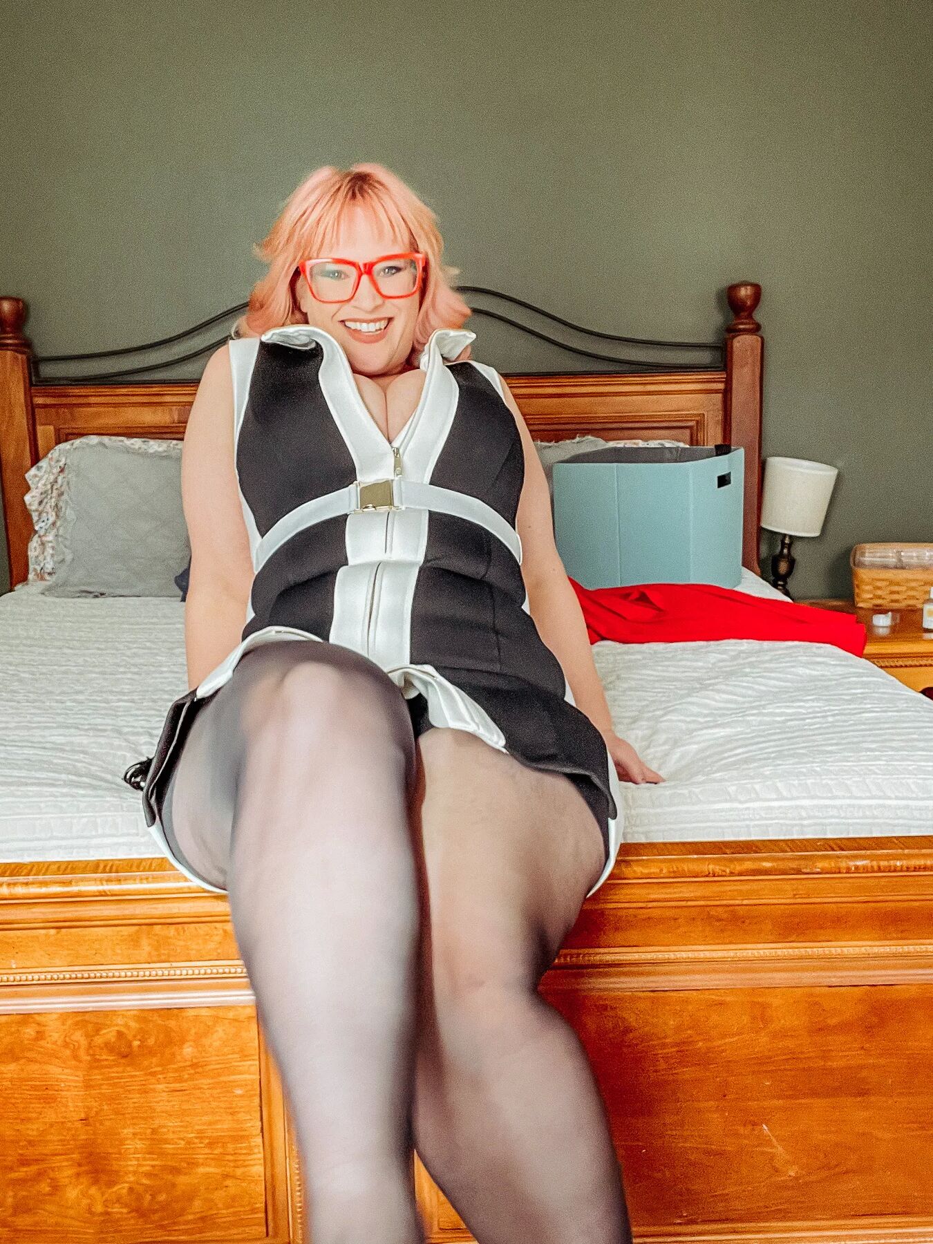 BBW In a tight dress nylons and heels showing off her curves
