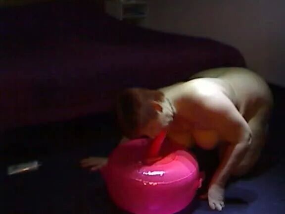 My new dildo pillow ...