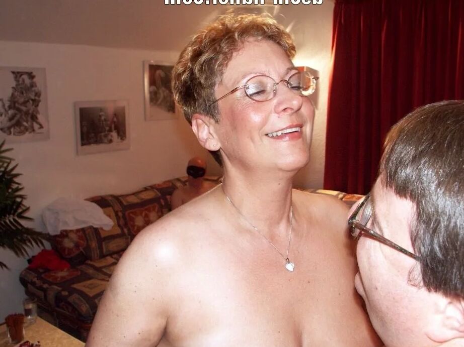 Homemade amateur gangbang with horny bbw milf Angelika - 1