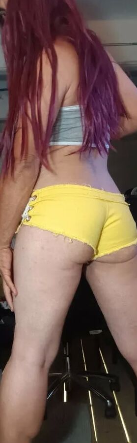 Efreakme and that sexy hot body