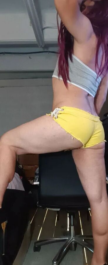 Efreakme and that sexy hot body