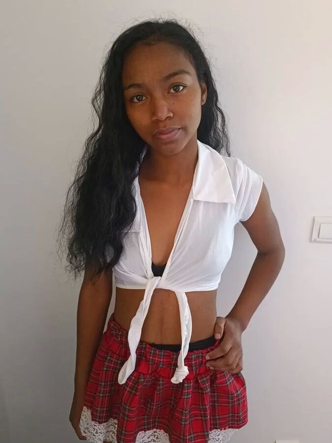 Swetyylil22 Asian Young