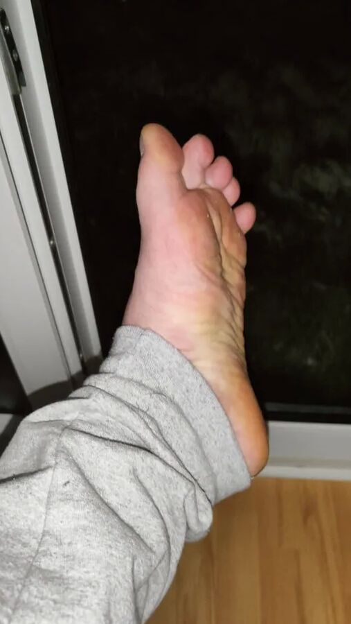 Hornychubby feet more