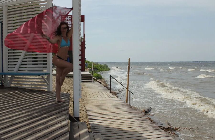 On the Kuchugury beach
