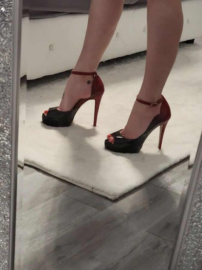 Modeling Heels