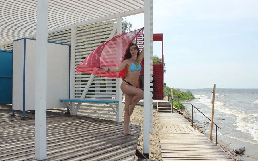 On the Kuchugury beach