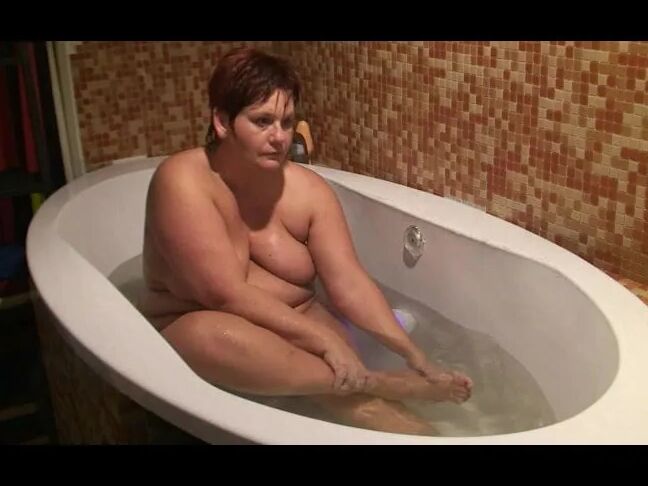 Marital sex in the bathtub