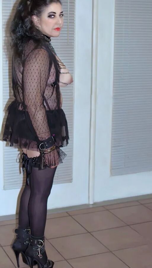 Amélie's Chain Halter Photo Shoot 2020 NY