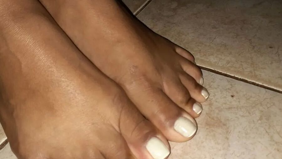 Meus pés / My Feet