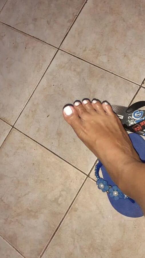 Meus pés / My Feet