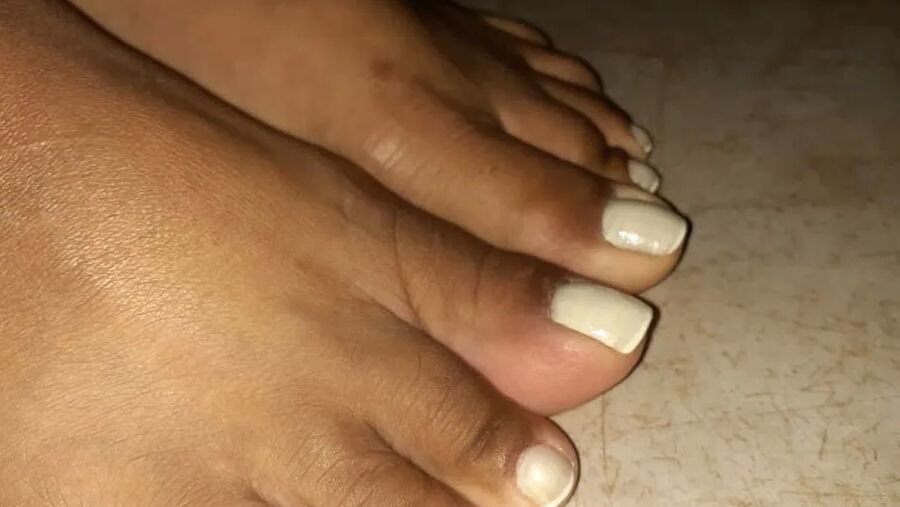 Meus pés / My Feet