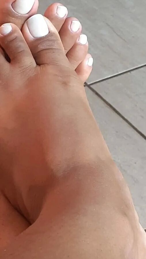 Meus pés / My Feet