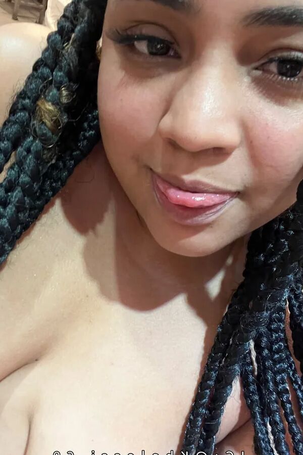 Selfie Porn Pic 4