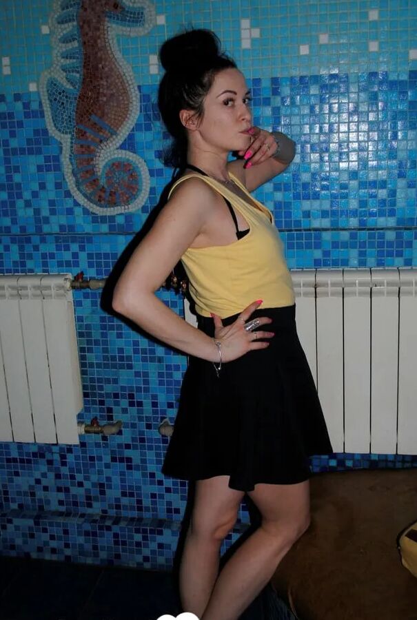 Babysitter strips off her clothes for me