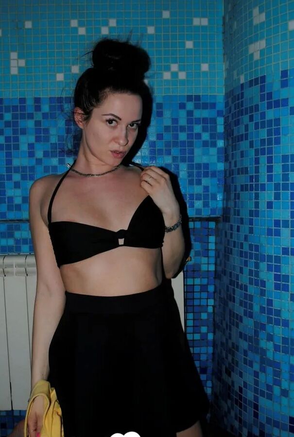 Babysitter strips off her clothes for me