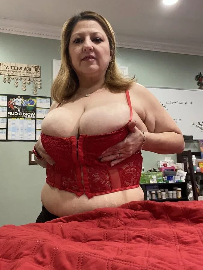Wife In Lingerie Pics