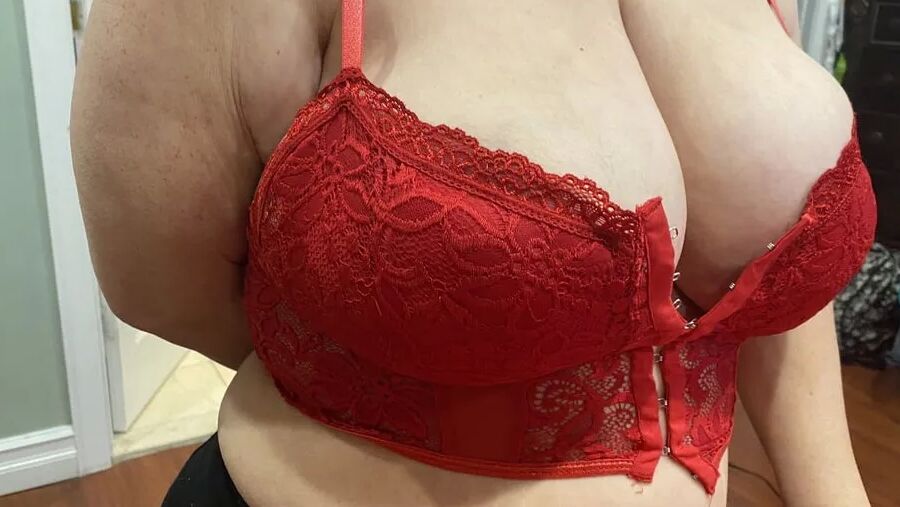 Wife In Lingerie Pics