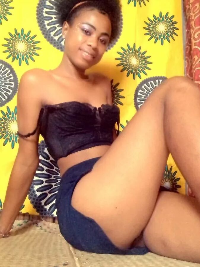 HOT BLACK ARY WANTS TO DATE YOU
