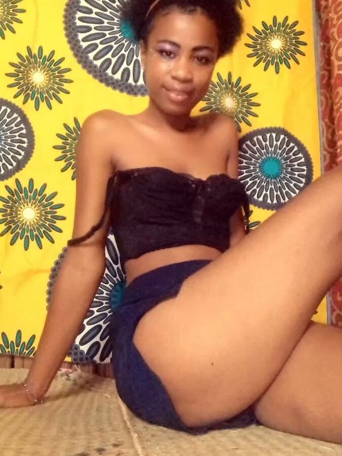 HOT BLACK ARY WANTS TO DATE YOU