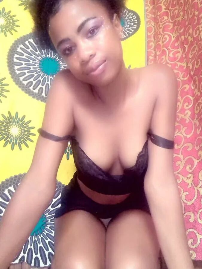 HOT BLACK ARY WANTS TO DATE YOU