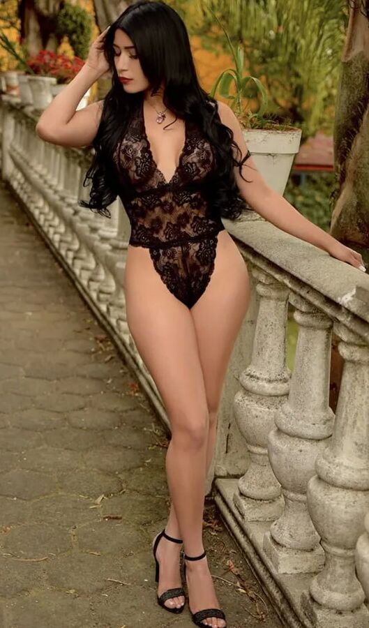 LINGERIE