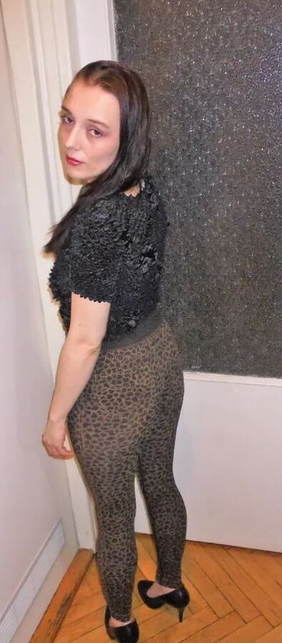 Hot receptionist
