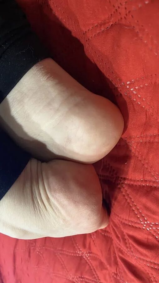Wifey feet pics