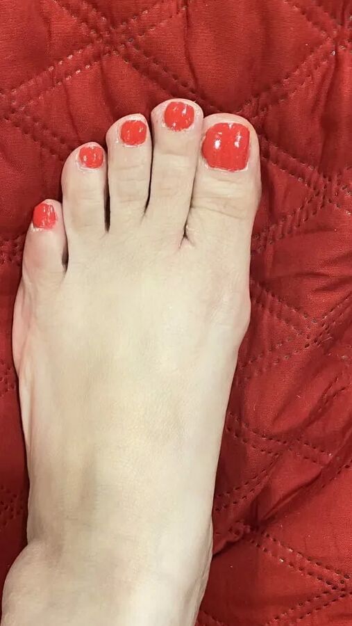 Wifey feet pics