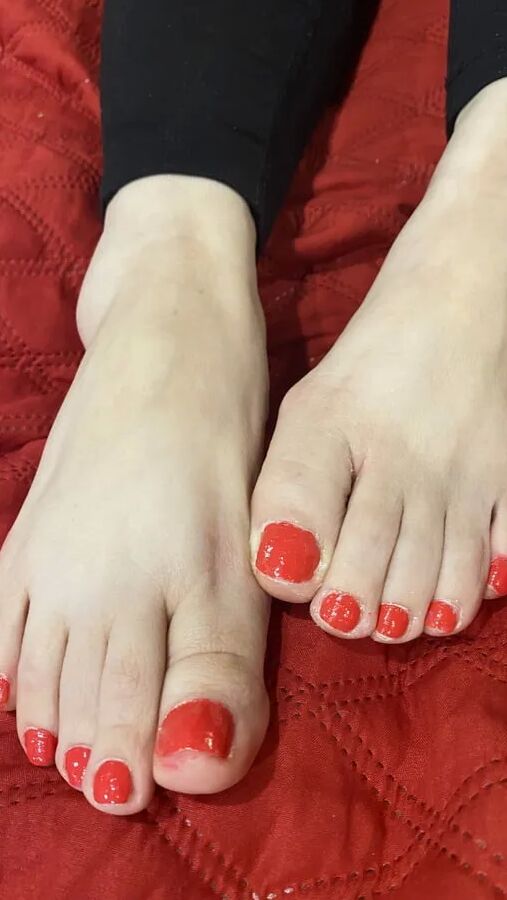 Wifey feet pics
