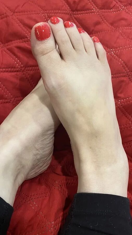 Wifey feet pics