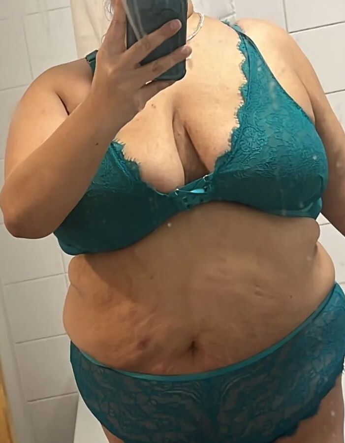 I'm sexy green underwear