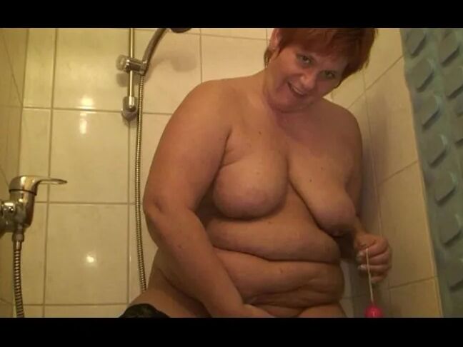 Love Balls at Pissing