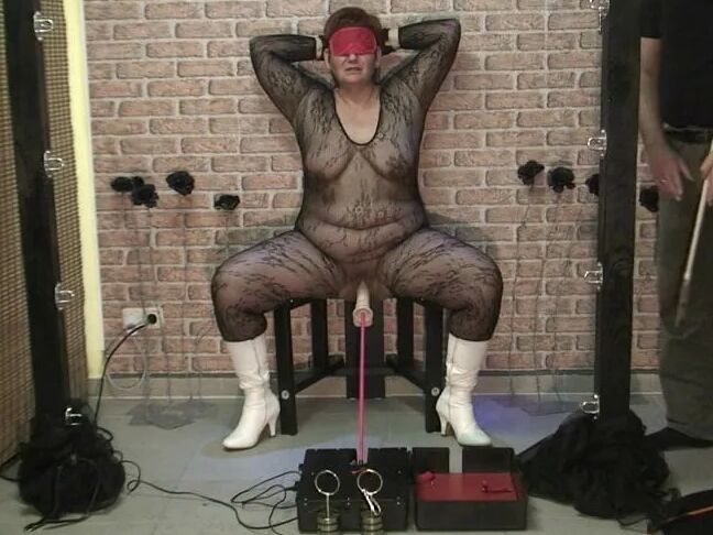 Punishment with the fucking machine