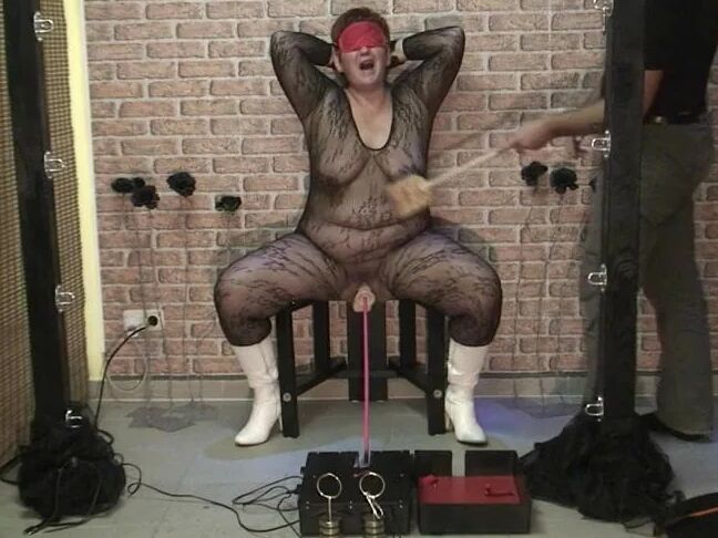 Punishment with the fucking machine