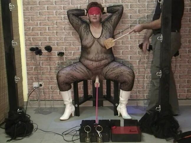 Punishment with the fucking machine